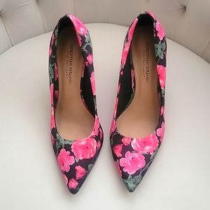 Beautiful floral high heels size 9.5